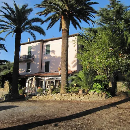 Szálloda Ristorante Il Caminetto 2*