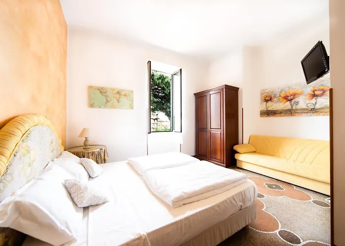 Hotel Ristorante Il Caminetto 2*