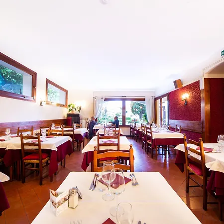 Ristorante Il Caminetto 2* Ντιάνο Μαρίνα