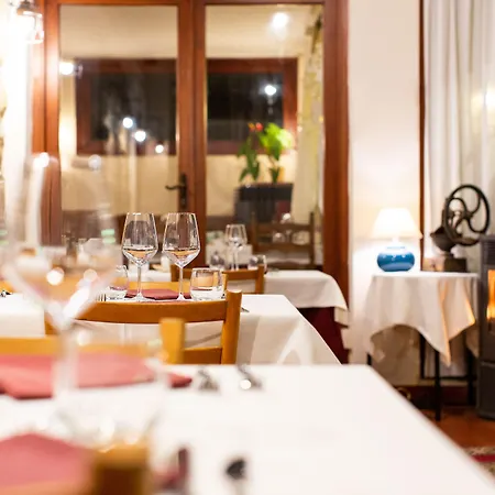 Ξενοδοχείο Ristorante Il Caminetto 2*
