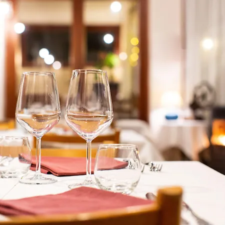 Ristorante Il Caminetto 호텔