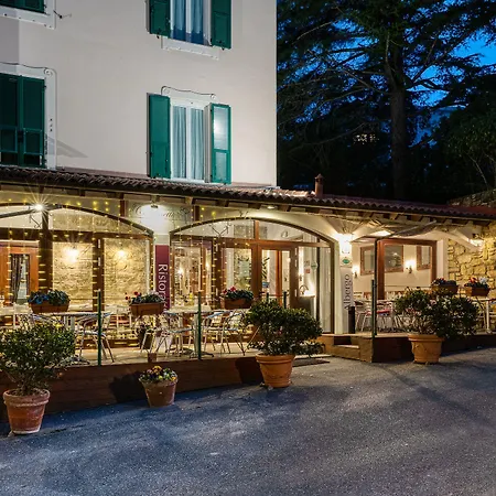 Ξενοδοχείο Ristorante Il Caminetto