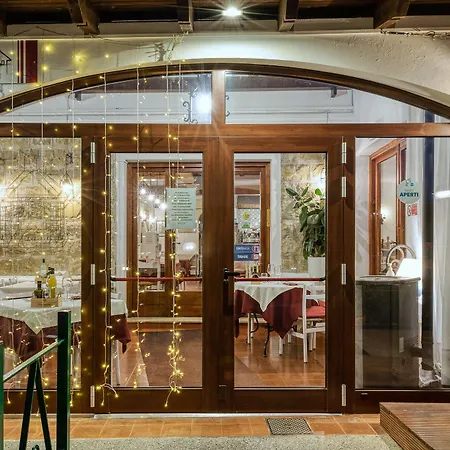 Ξενοδοχείο Ristorante Il Caminetto Ντιάνο Μαρίνα