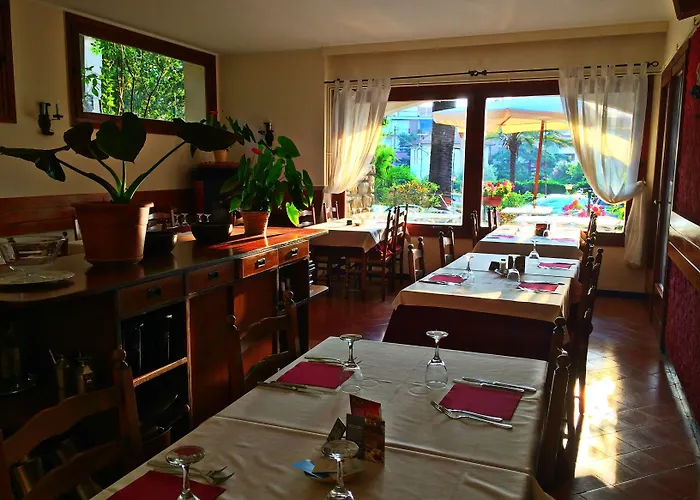 호텔 Ristorante Il Caminetto