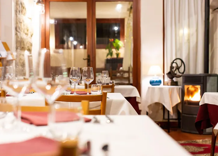 Готель Ristorante Il Caminetto 2*